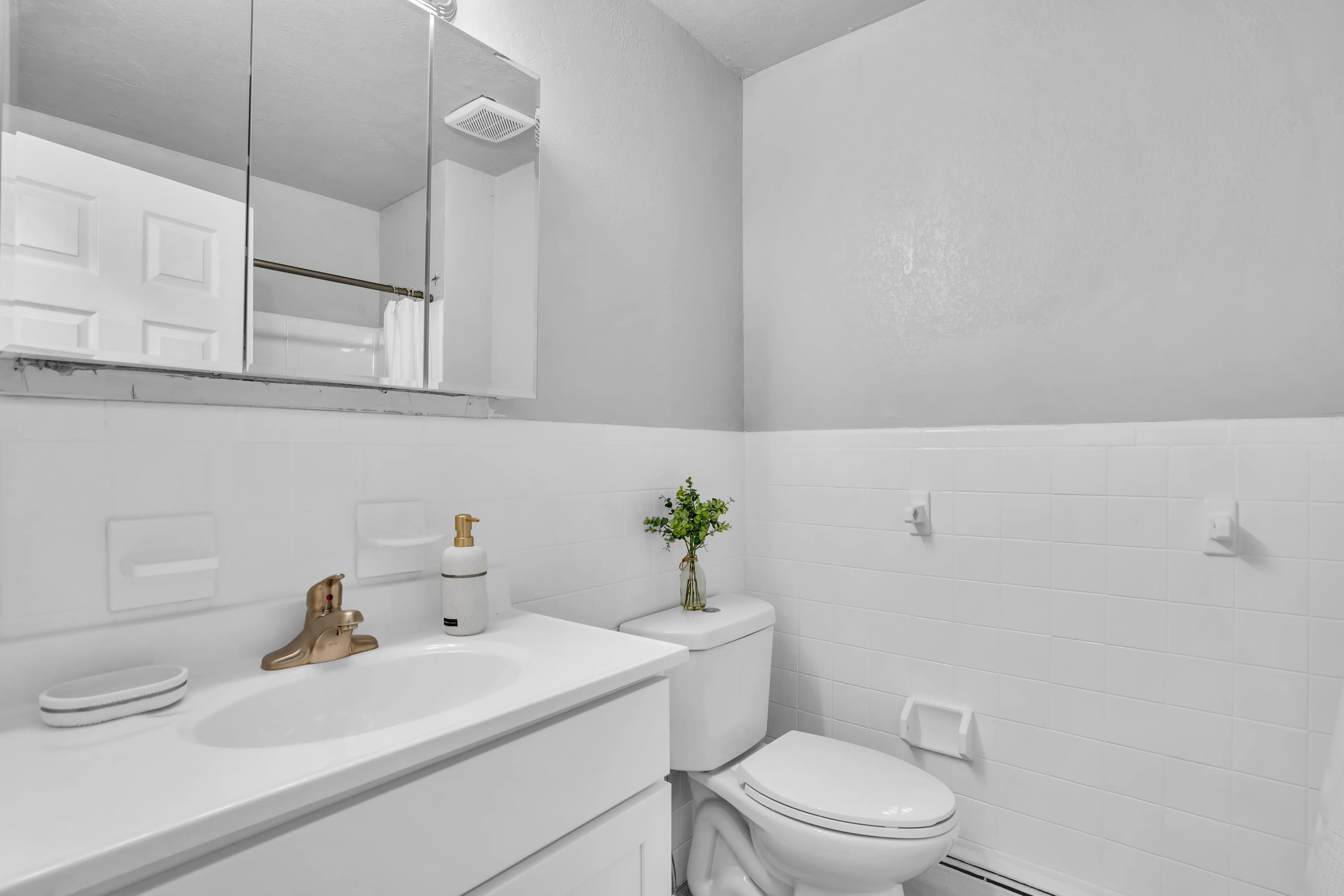 Town Bank Manor community, photo 5