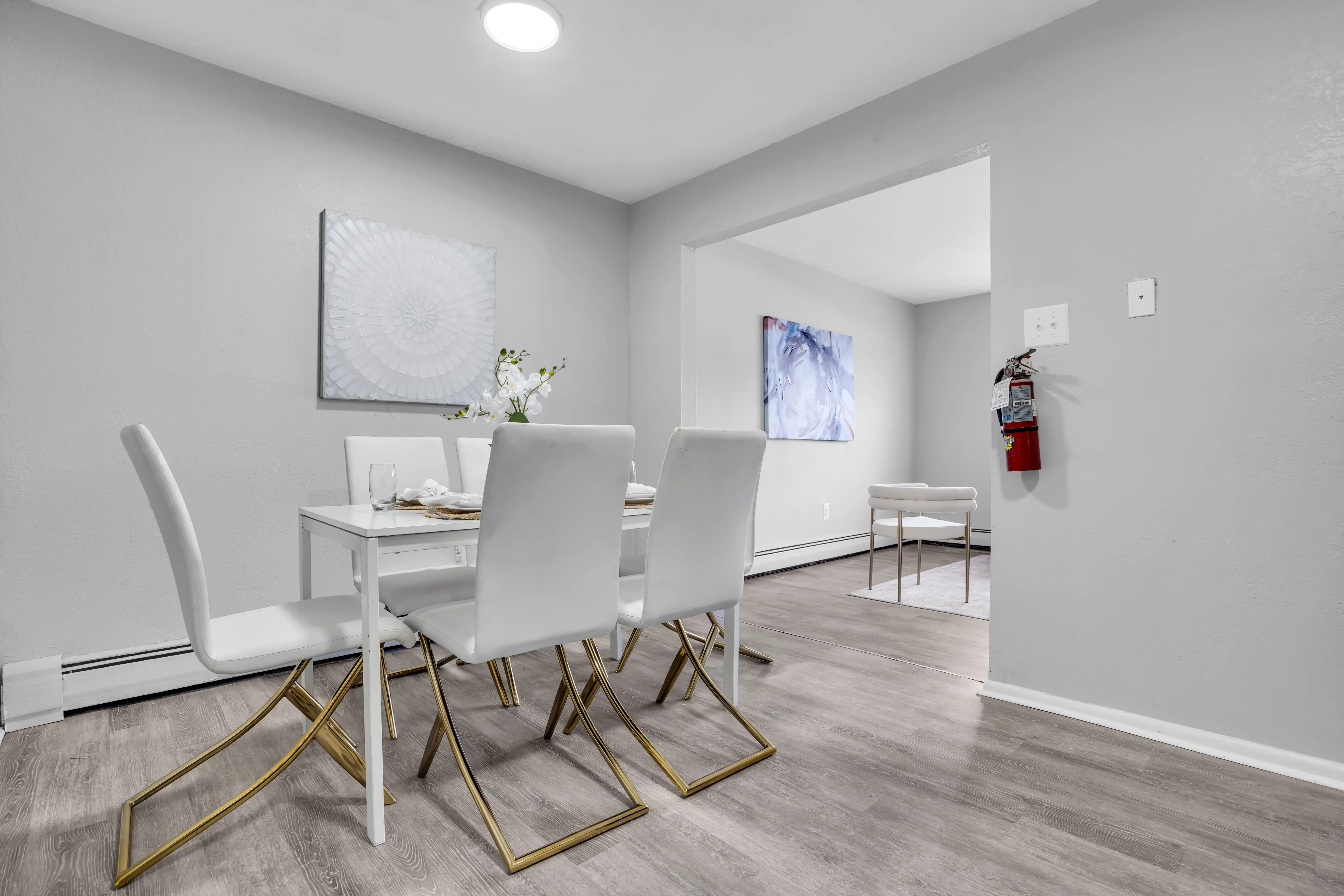 Town Bank Manor community, photo 6